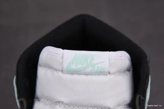 Jordan High 1 Retro 861428-100 Igloo 0502